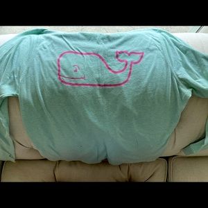 hooded vineyard vine pullover